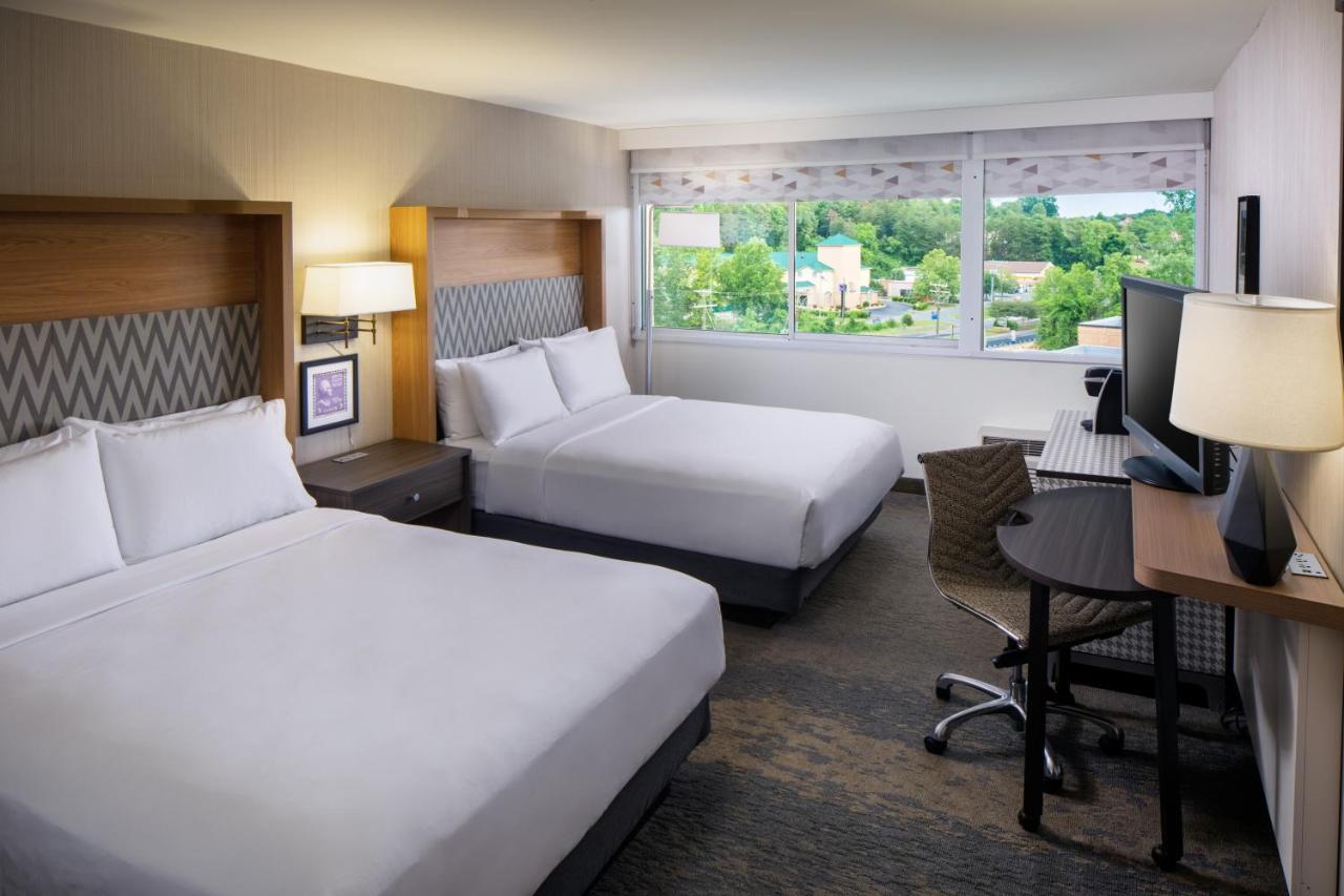 Holiday Inn Express & Suites Charlottesville By Ihg Екстер'єр фото