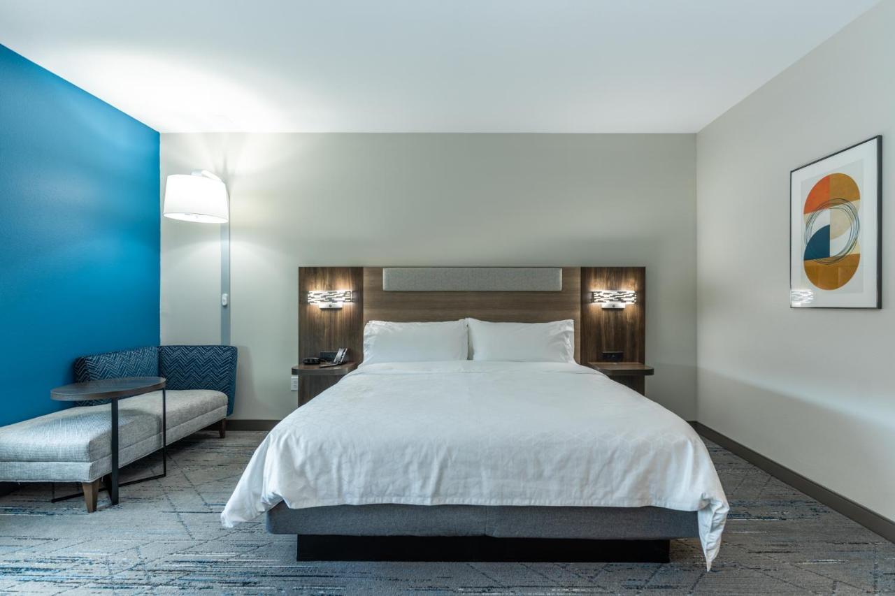 Holiday Inn Express & Suites Charlottesville By Ihg Екстер'єр фото