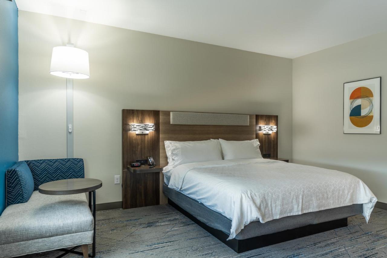 Holiday Inn Express & Suites Charlottesville By Ihg Екстер'єр фото