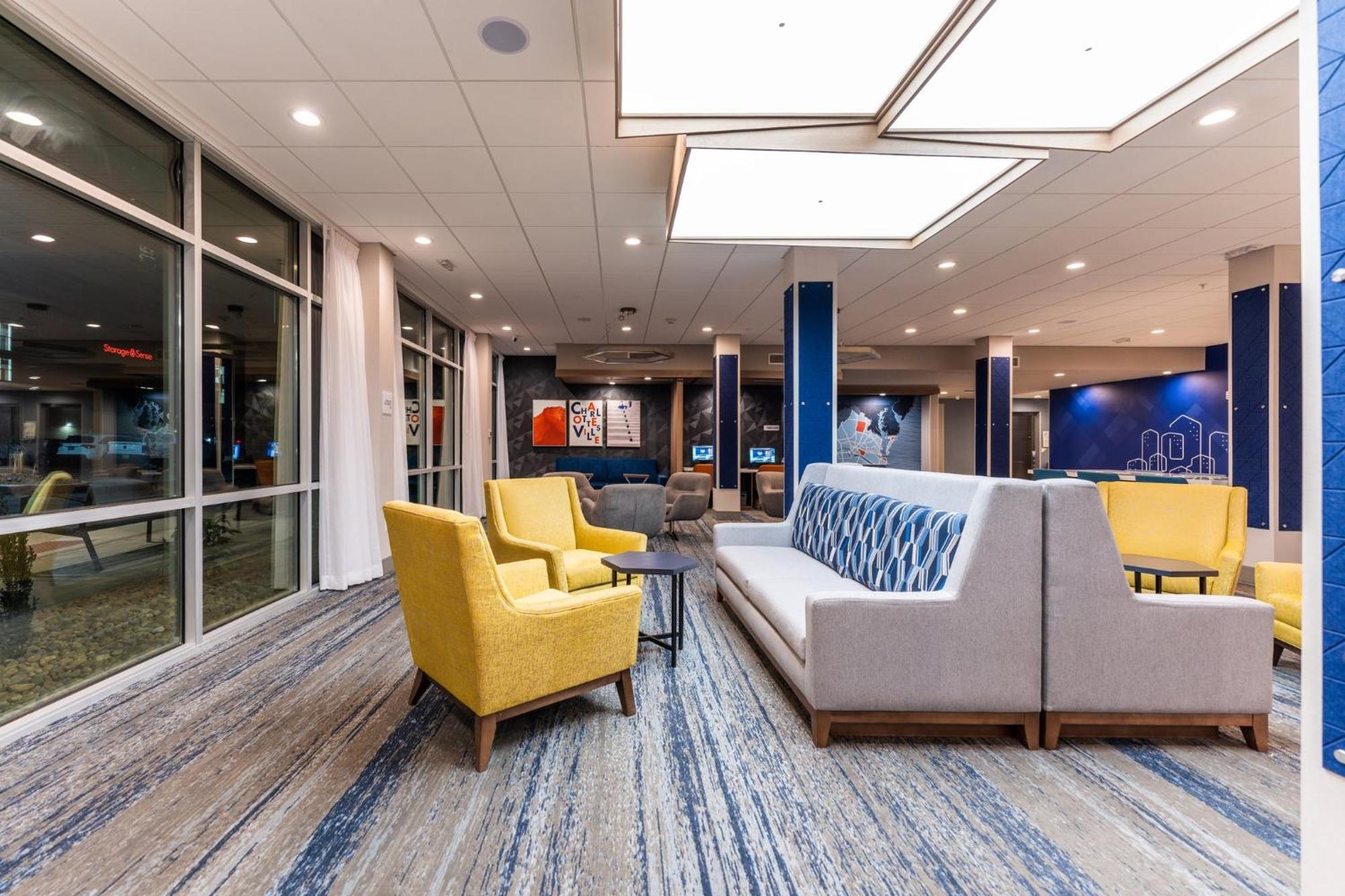 Holiday Inn Express & Suites Charlottesville By Ihg Екстер'єр фото